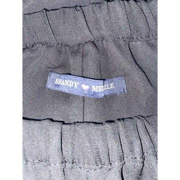 Brandy Melville, women's black elastic waist shorts with fringe hem - Picture 4 of 8